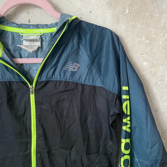 New Balance Windcheater Windbreaker Running Jacket - Picture 3 of 5